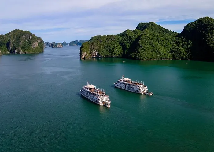  Paradise Elegance Cruise Hạ Long