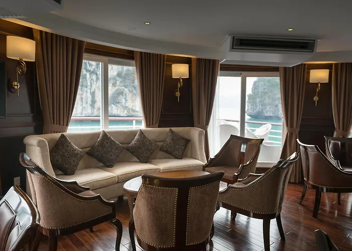 Paradise Elegance Cruise 5* Hạ Long