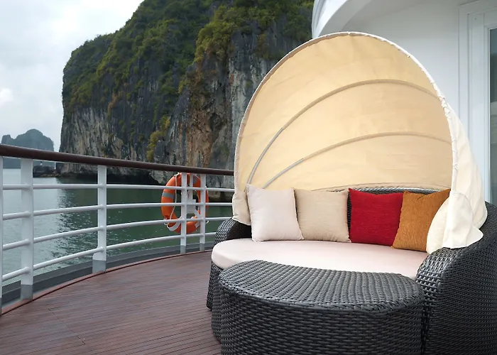  Paradise Elegance Cruise
