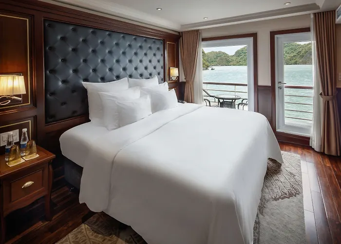 Paradise Elegance Cruise Hạ Long