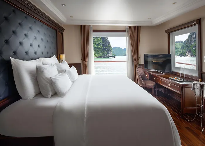  Paradise Elegance Cruise Hạ Long