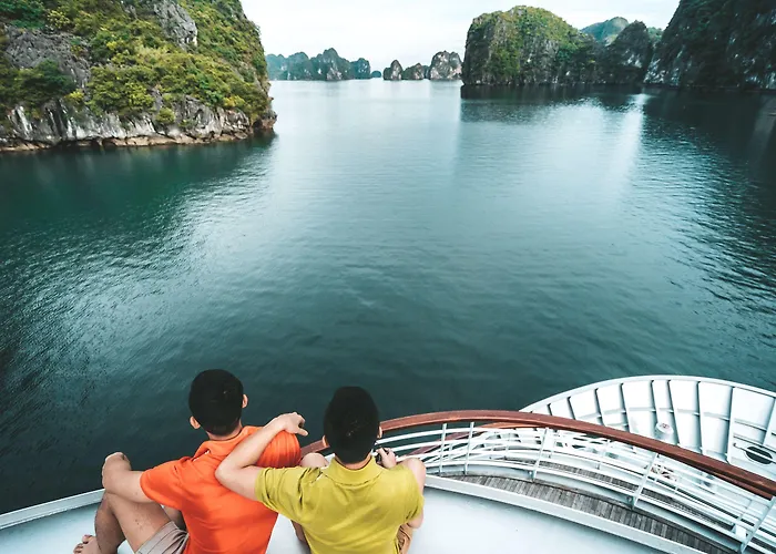 Paradise Elegance Cruise 5* Ha Long